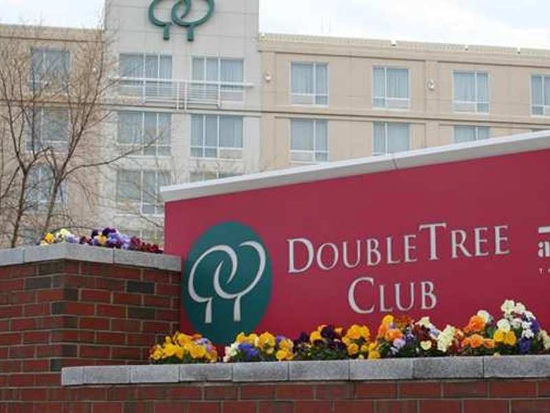 Doubletree By Hilton Hotel Boston Bayside Exterior foto